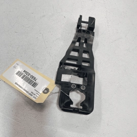 JEEP GRAND CHEROKEE 11-21 REAR RIGHT PASSENGER DOOR EXTERIOR HANDLE BRACKET