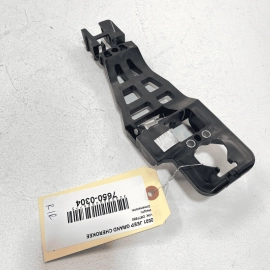 JEEP GRAND CHEROKEE 11-21 REAR RIGHT PASSENGER DOOR EXTERIOR HANDLE BRACKET