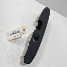 2017-2021 JEEP GRAND CHEROKEE REAR RIGHT PASSENGER SIDE DOOR PANEL ARMREST 