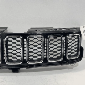 JEEP GRAND CHEROKEE 2016-2021 FRONT BUMPER UPPER RADIATOR GRILLE OEM 1PCS