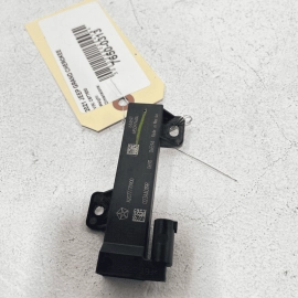 2021-2023 JEEP GRAND CHEROKEE KEYLESS ENTRY PASSIVE ANTENNA MODULE UNIT OEM 2021-2023 JEEP GRAND CHEROKEE KEYLESS ENTRY PASSIVE ANTENNA MODULE UNIT OEM
