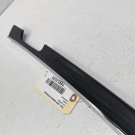 2016-2021 JEEP GRAND CHEROKEE REAR RIGHT PASSENGER SIDE DOOR MOLDING TRIM O