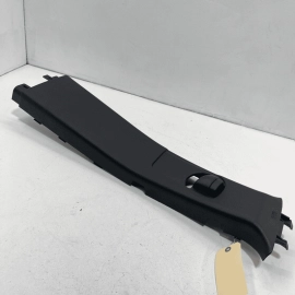 2016-2021 JEEP GRAND CHEROKEE RIGHT PASSENGER SIDE UPPER B PILLAR COVER TRI
