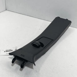 2016-2021 JEEP GRAND CHEROKEE RIGHT PASSENGER SIDE UPPER B PILLAR COVER TRI