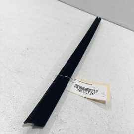 11-21 JEEP GRAND CHEROKEE FRONT RIGHT DOOR WINDOW INNER WEATHERSTRIP SEAL O