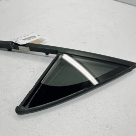 VW TOUAREG 2011-2017 FRONT PASSENGER DOOR WINDOW CORNER FIXED GLASS & SEAL 