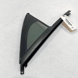 VW TOUAREG 2011-2017 FRONT PASSENGER DOOR WINDOW CORNER FIXED GLASS & SEAL 