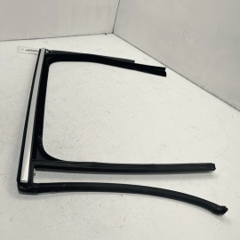 2011-2017 VOLKSWAGEN TOUAREG REAR LEFT DRIVER SIDE WINDOW GLASS RUN CHANNEL