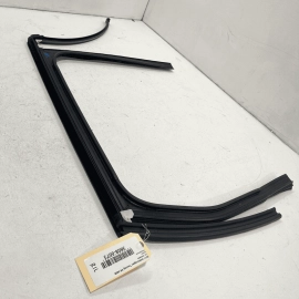 2011-2017 VOLKSWAGEN TOUAREG REAR LEFT DRIVER SIDE WINDOW GLASS RUN CHANNEL