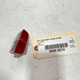 VOLKSWAGEN VW TOUAREG 2011-2017 FRONT OR REAR DOORS COURTESY LIGHT LAMP OEM