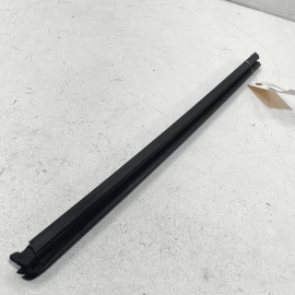 Volkswagen VW Touareg 11-17 Rear Passenger Door Window IN Wheatherstrip Sea
