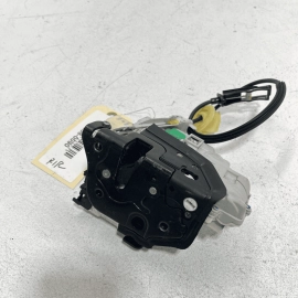 2011-2014 VOLKSWAGEN VW TOUAREG REAR PASSENGER SIDE DOOR LATCH LOCK ACTUATO