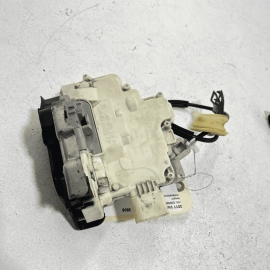2011-2014 VOLKSWAGEN VW TOUAREG REAR PASSENGER SIDE DOOR LATCH LOCK ACTUATO