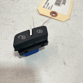 11-15 VOLKSWAGEN TOUAREG FRONT RIGHT PASSENGER SIDE DOOR LOCK SWITCH BUTTON
