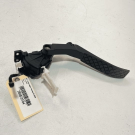 VOLKSWAGEN TOUAREG 2011 - 2017 GAS PEDAL THROTTLE ACCELERATOR TRAVEL SENSOR