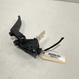 VOLKSWAGEN TOUAREG 2011 - 2017 GAS PEDAL THROTTLE ACCELERATOR TRAVEL SENSOR