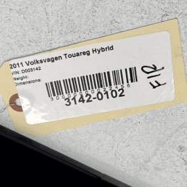 VW TOUAREG 2011-2017 FRONT PASSENGER DOOR WINDOW SWITCH BEZEL TRIM & ARMRES VW TOUAREG 2011-2017 FRONT PASSENGER DOOR WINDOW SWITCH BEZEL TRIM & ARMRES