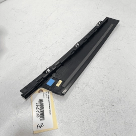 VW TOUAREG 2011-2017 FRONT PASSENGER DOOR WINDOW B PILLAR APPLIQUE MOLDING 