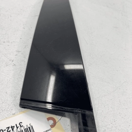 VW TOUAREG 2011-2017 FRONT PASSENGER DOOR WINDOW B PILLAR APPLIQUE MOLDING 