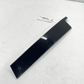 VW TOUAREG 2011-2017 FRONT PASSENGER DOOR WINDOW B PILLAR APPLIQUE MOLDING 