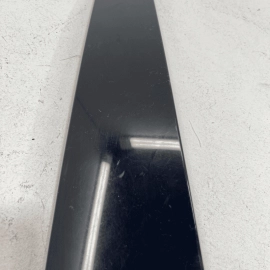 VW TOUAREG 2011-2017 FRONT PASSENGER DOOR WINDOW B PILLAR APPLIQUE MOLDING 