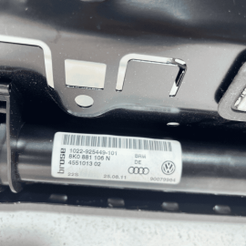 2011-2017 Volkswagen Touareg Front Passenger Seat Lower Track Frame W/ Moto