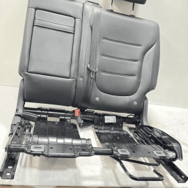 11-17 Volkswagen Touareg Rear Driver Seat Upper Cushion W/ Armrest Headrest 11-17 Volkswagen Touareg Rear Driver Seat Upper Cushion W/ Armrest Headrest