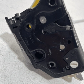 VOLKSWAGEN TOUAREG 2011-2017 FRONT PASSENGER SIDE DOOR LATCH LOCK ACTUATOR 