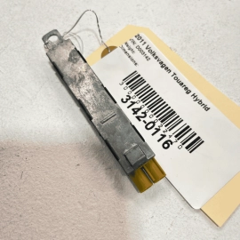 VOLKSWAGEN TOUAREG 2011 - 2017 RIGHT LOWER ANTENNA BOOSTER OEM