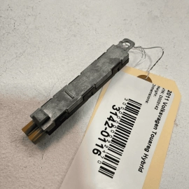 VOLKSWAGEN TOUAREG 2011 - 2017 RIGHT LOWER ANTENNA BOOSTER OEM