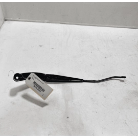 2018-2023 GMC TERRAIN FRONT LEFT DRIVER SIDE WINDSHIELD WIPER ARM OEM 1PCS
