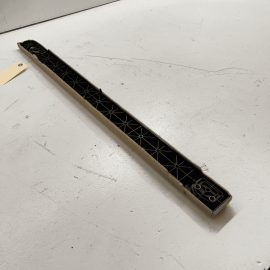 11-17 PORSCHE CAYENNE TRUNK RIGHT SIDE QUARTER PANEL SHELF TRIM COVER ( Bei