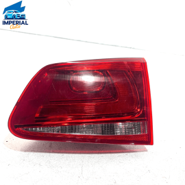 11 -13 VOLKSWAGEN TOUAREG Rear Passenger Side Inner Tail Light Lamp Assembl