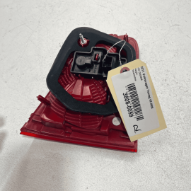 11 -13 VOLKSWAGEN TOUAREG Rear Passenger Side Inner Tail Light Lamp Assembl
