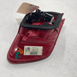 11 -13 VOLKSWAGEN TOUAREG Rear Passenger Side Inner Tail Light Lamp Assembl