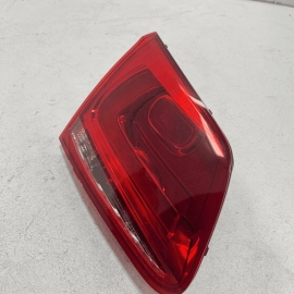11 -13 VOLKSWAGEN TOUAREG Rear Driver Side Inner Tail Light Lamp Assembly O
