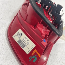 11 -13 VOLKSWAGEN TOUAREG Rear Driver Side Inner Tail Light Lamp Assembly O