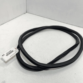 2017 - 2023 AUDI Q7 REAR RIGHT PASSENGER SIDE DOOR BODY WEATHERSTRIP SEAL O