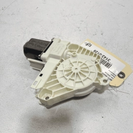 2011-17 Volkswagen Touareg Rear Right Passenger Door Window Regulator Motor 2011-17 Volkswagen Touareg Rear Right Passenger Door Window Regulator Motor