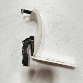 VOLKSWAGEN TOUAREG 2011-2012 REAR PASSENGER SIDE EXTERIOR DOOR HANDLE OEM 1