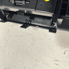 VOLKSWAGEN TOUAREG 2011-17 REAR LEFT DRIVER SIDE INTERIOR DOOR PANEL ARMRES