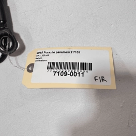 2015-2016 Porsche Panamera Front Right Passenger Side Seat Belt Buckle OEM