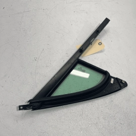 2011-2017 VW TOUAREG FRONT PASSENGER DOOR WINDOW CORNER FIXED GLASS & SEAL 