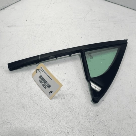 2011-2017 VW TOUAREG FRONT PASSENGER DOOR WINDOW CORNER FIXED GLASS & SEAL 