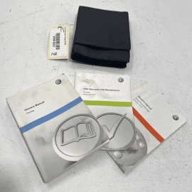 2012 Volkswagen Touareg Owners Manual With Case OEM
