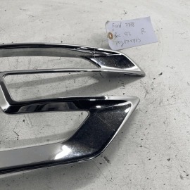 2016-2019 FORD EXPLORER FRONT RIGHT FOG LAMP TRIM FOG LIGHT COVER BEZEL OEM