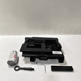 2014-2015-2016 PORSCHE PANAMERA TOOLS SET TOW HOOK AIR TIRE COMPRESSOR OEM