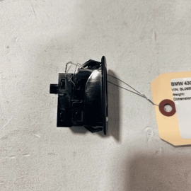 2018-2020 BMW 430I REAR RIGHT PASSENGER SIDE DOOR WINDOW CONTROL SWITCH OEM 2018-2020 BMW 430I REAR RIGHT PASSENGER SIDE DOOR WINDOW CONTROL SWITCH OEM