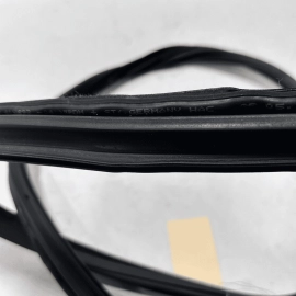 2017 - 2020 BMW 430I xDRIVE F36 REAR LEFT DRIVER SIDE DOOR WEATHERSTRIP SEA