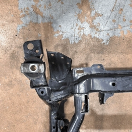 2016-2021 JEEP GRAND CHEROKEE SUBFRAME CROSSMEMBER ENGINE CRADLE FRONT  OEM